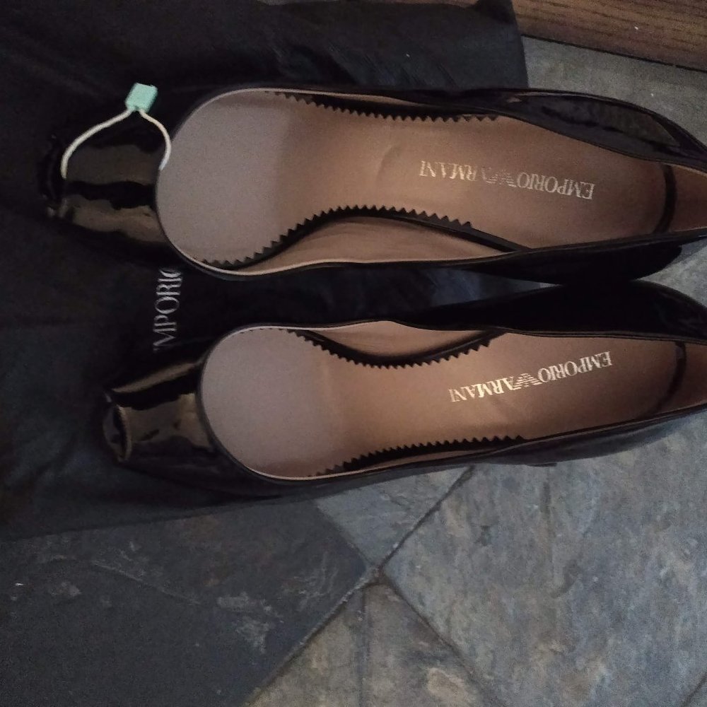 Shoe